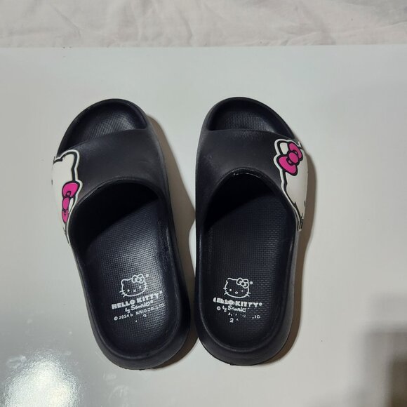 Hello Kitty Girls Slide Sandals – Size 2–3 - Picture 6 of 9